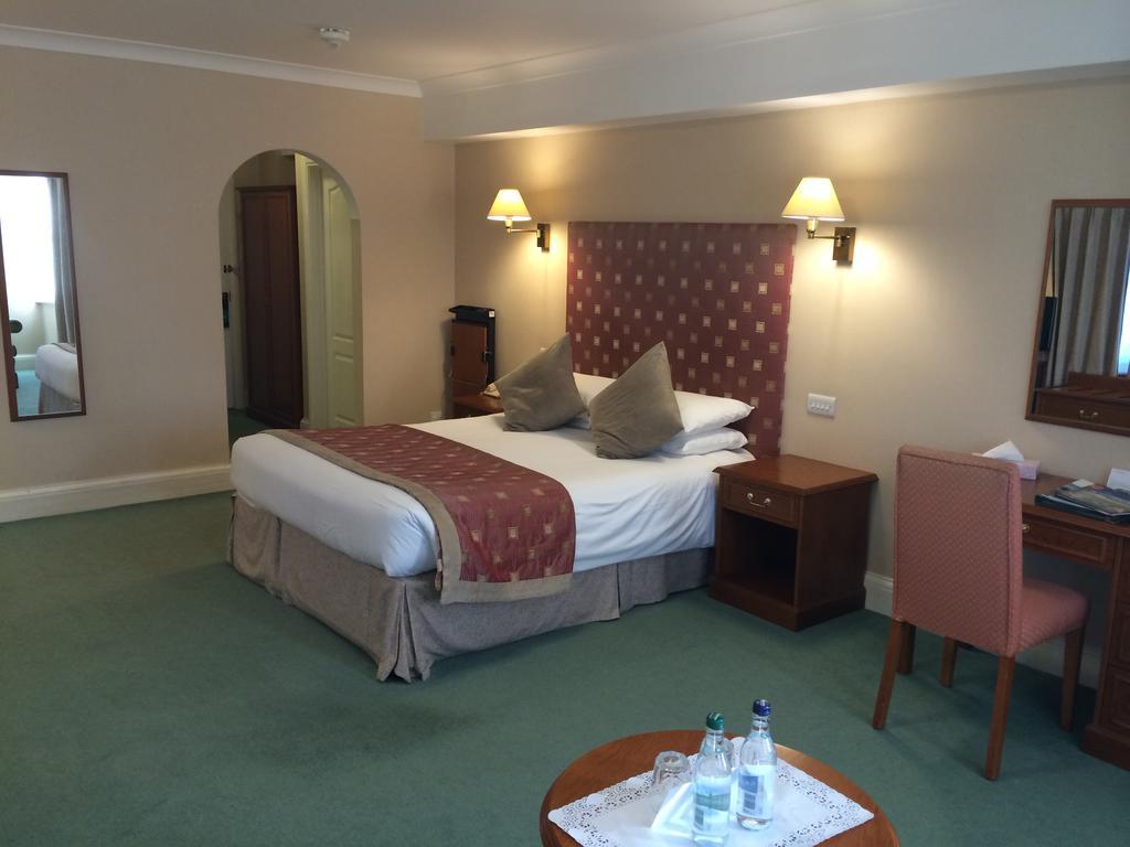 The Wessex Hotel Борнмут Экстерьер фото